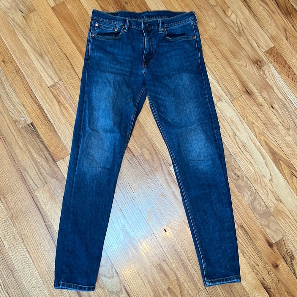 502 Levi Blue Jeans ~ Mens ~ 32x34 ~ hemmed to be “skinny” jeans.